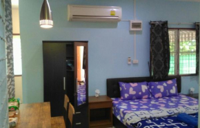 Studio with aircon n kitchen, Bang Tao Beach